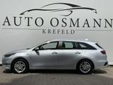 Kia Ceed SW 1.6 CRDi DCT7 Vision / RFK / SCC / DAB - Kia: Cee D SW Crdi