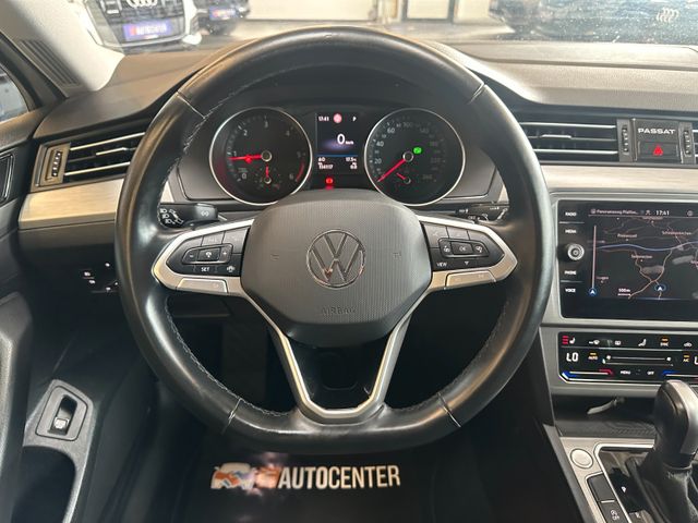 MYAUTOCENTER – Gebraucht- und Jahreswagen mit Werkstattservice in Pfaffenhofen Volkswagen Passat *AHK*ACC*KLIMAAUTO*LED*NAVI*1.HAND*