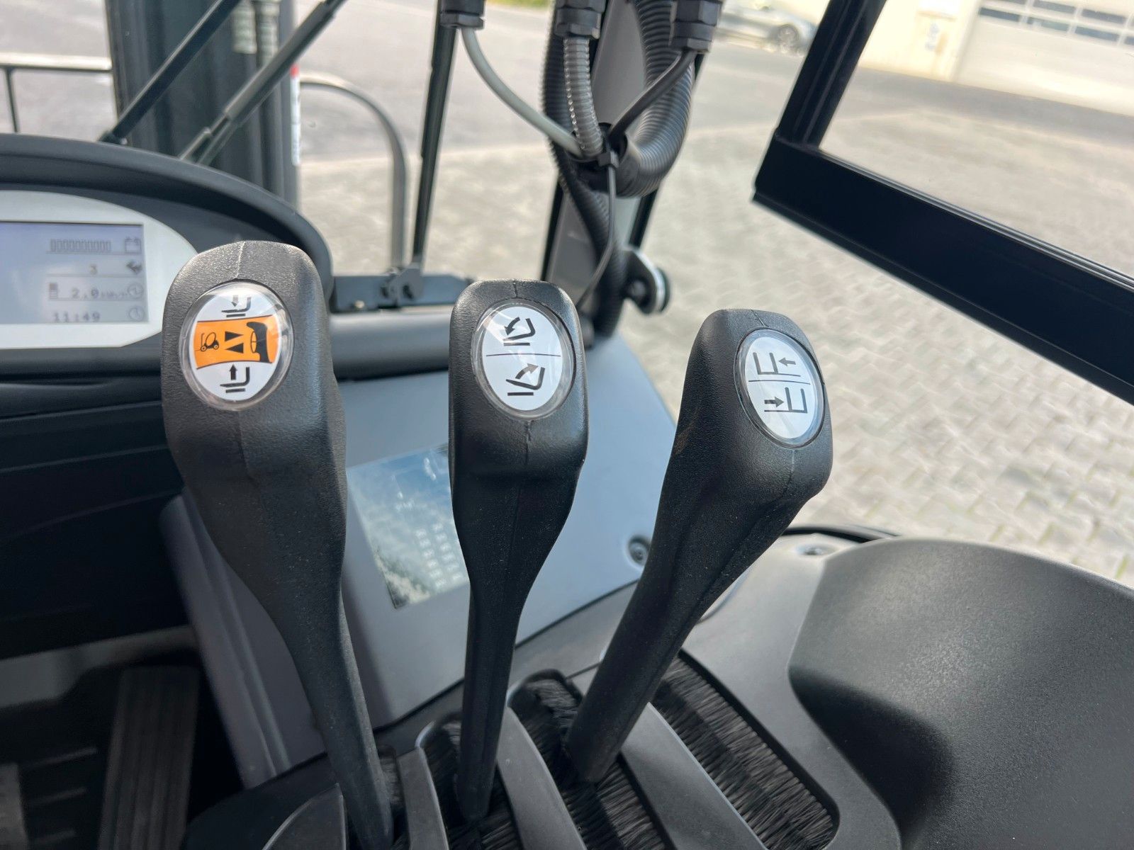 Fahrzeugabbildung Still RX 20-14 / Triplex: 4,3m / nur 1.445h! / SS