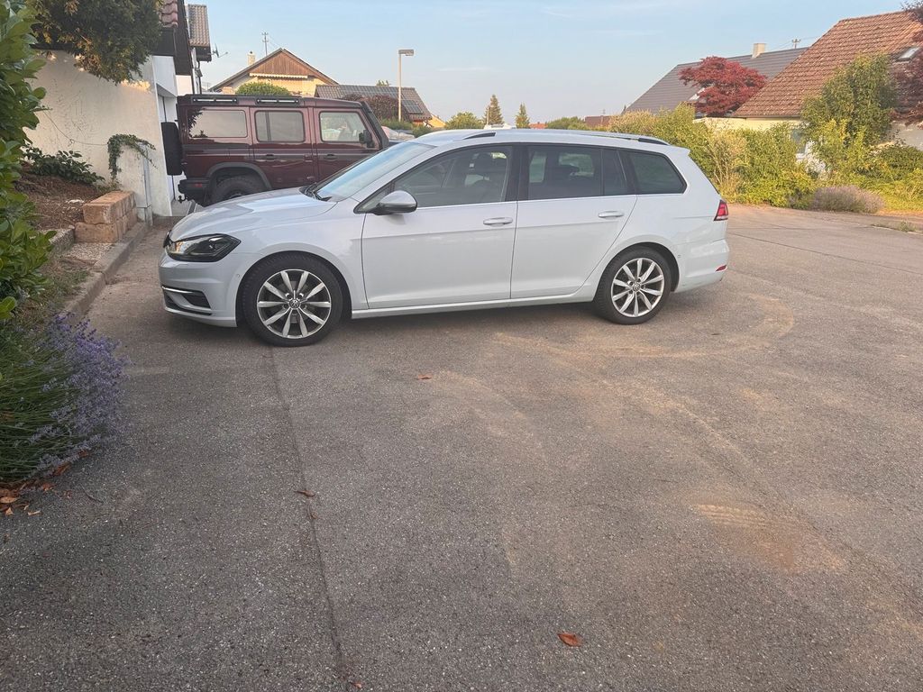 Image of Volkswagen Golf