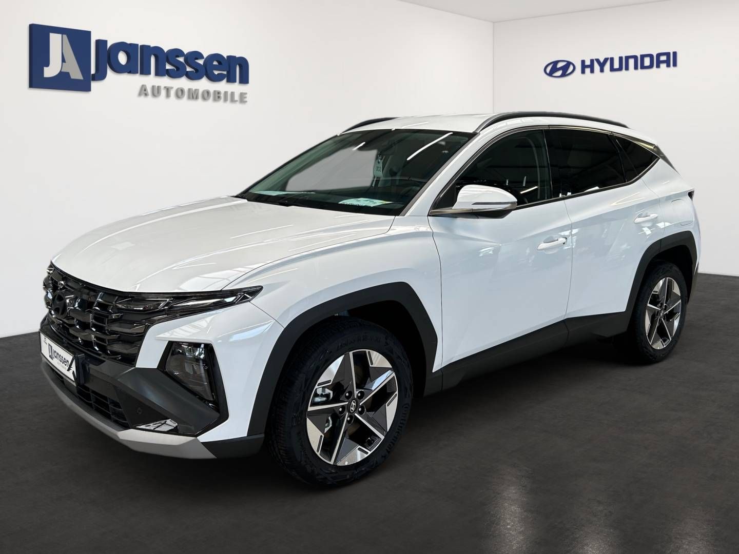 Fahrzeugabbildung Hyundai TUCSON Hybrid Trend/Automatik/Navi/Rückfahrkamer