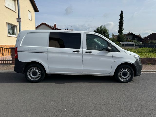 Mercedes-Benz Vito Kasten 114 4x4 ALLRAD+BÜRO+Stromversorgung!