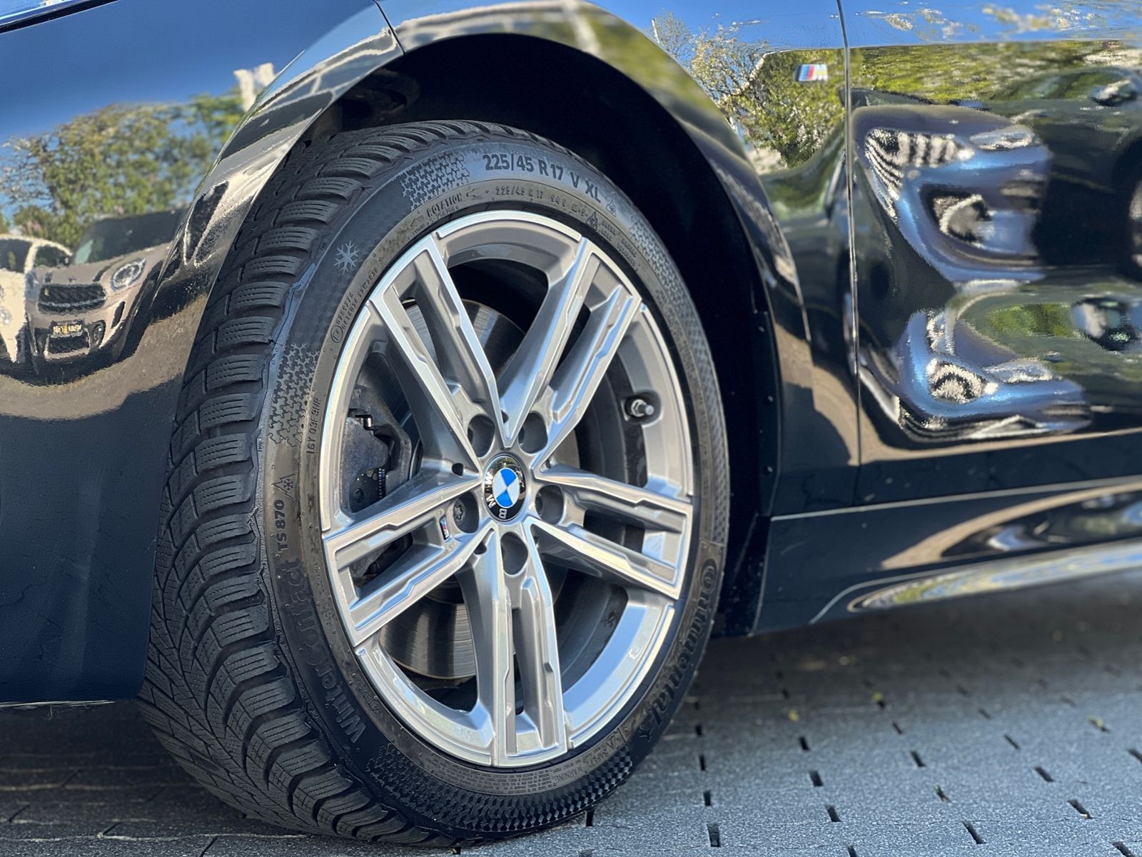 Fahrzeugabbildung BMW 120 i M Sport PDC KLIMA LED NAVI SHZ