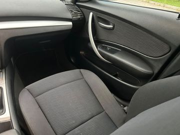 BMW 118 - 10