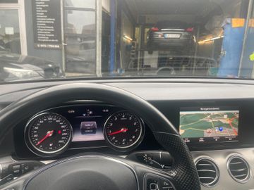 Mercedes E 250 - 3