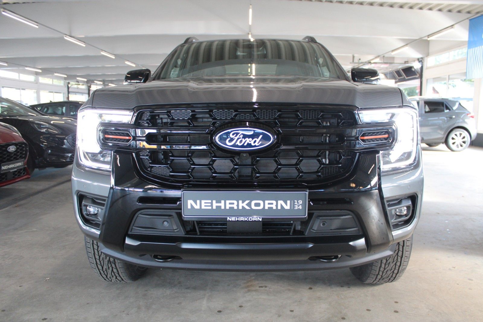 Fahrzeugabbildung Ford Ranger PHEV Wildtrak AHK ROLLO B&O ACC 360°