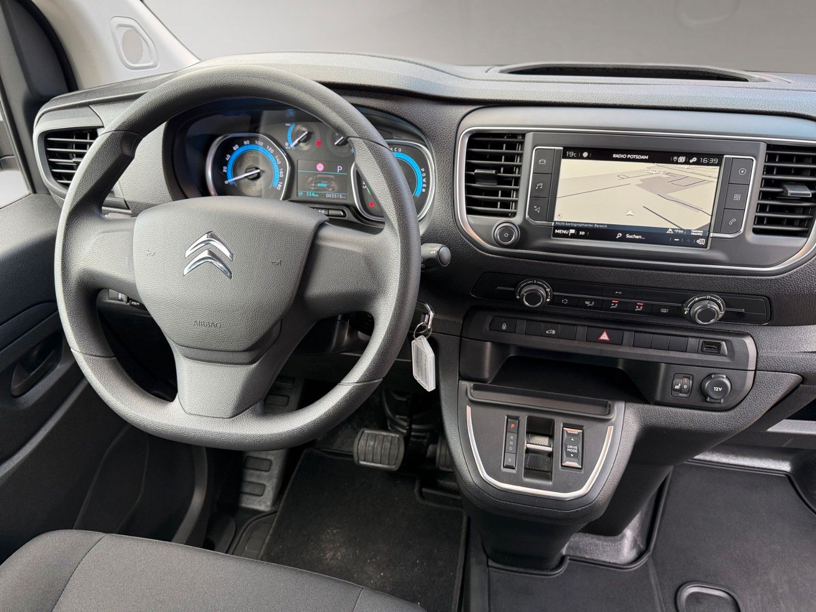 Fahrzeugabbildung Citroën Jumpy Kasten Lang Elektromotor 75 kWh
