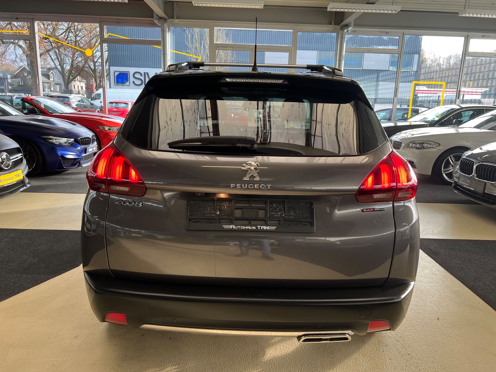 Fahrzeugabbildung Peugeot 2008 Allure GT LINE AUTOMATIK*DACHHIMMEL MIT LED