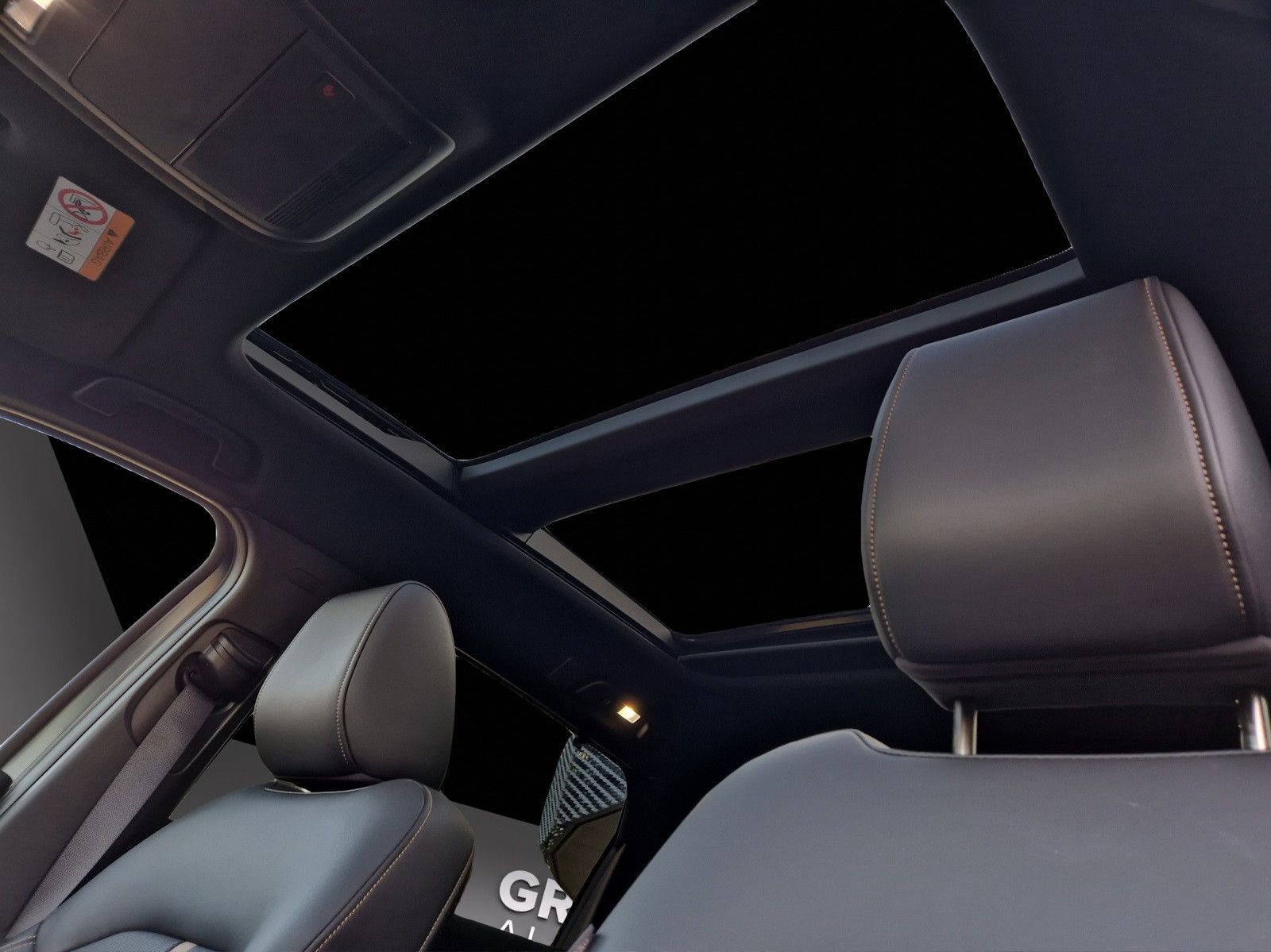 Fahrzeugabbildung Mazda CX-80 2.5 PHEV Homura Plus CAPTAIN SEATS