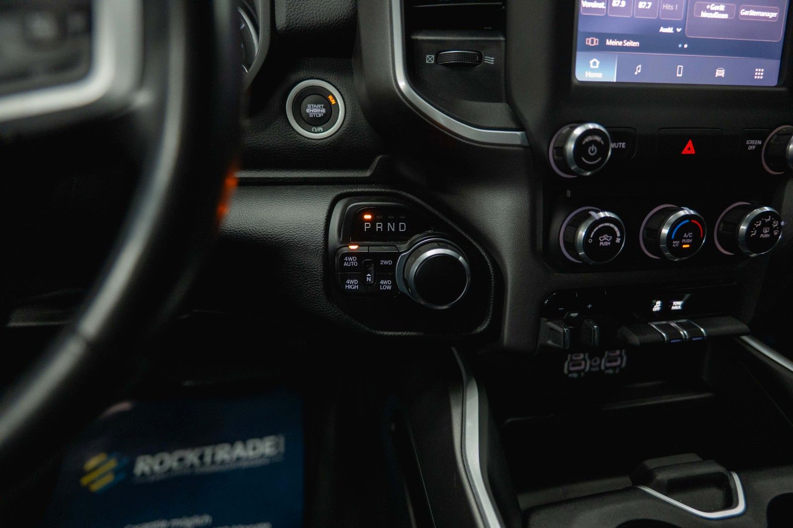 Fahrzeugabbildung Dodge RAM 5.7 V8 HEMI 4x4 BLUE EDITION Offroad LONGBED