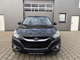 Hyundai ix35 Style 2WD/AUTOMATIK/PANOR/SHZ/AHK - gebrauchte Hyundai ix35 aus dem Jahr 2011
