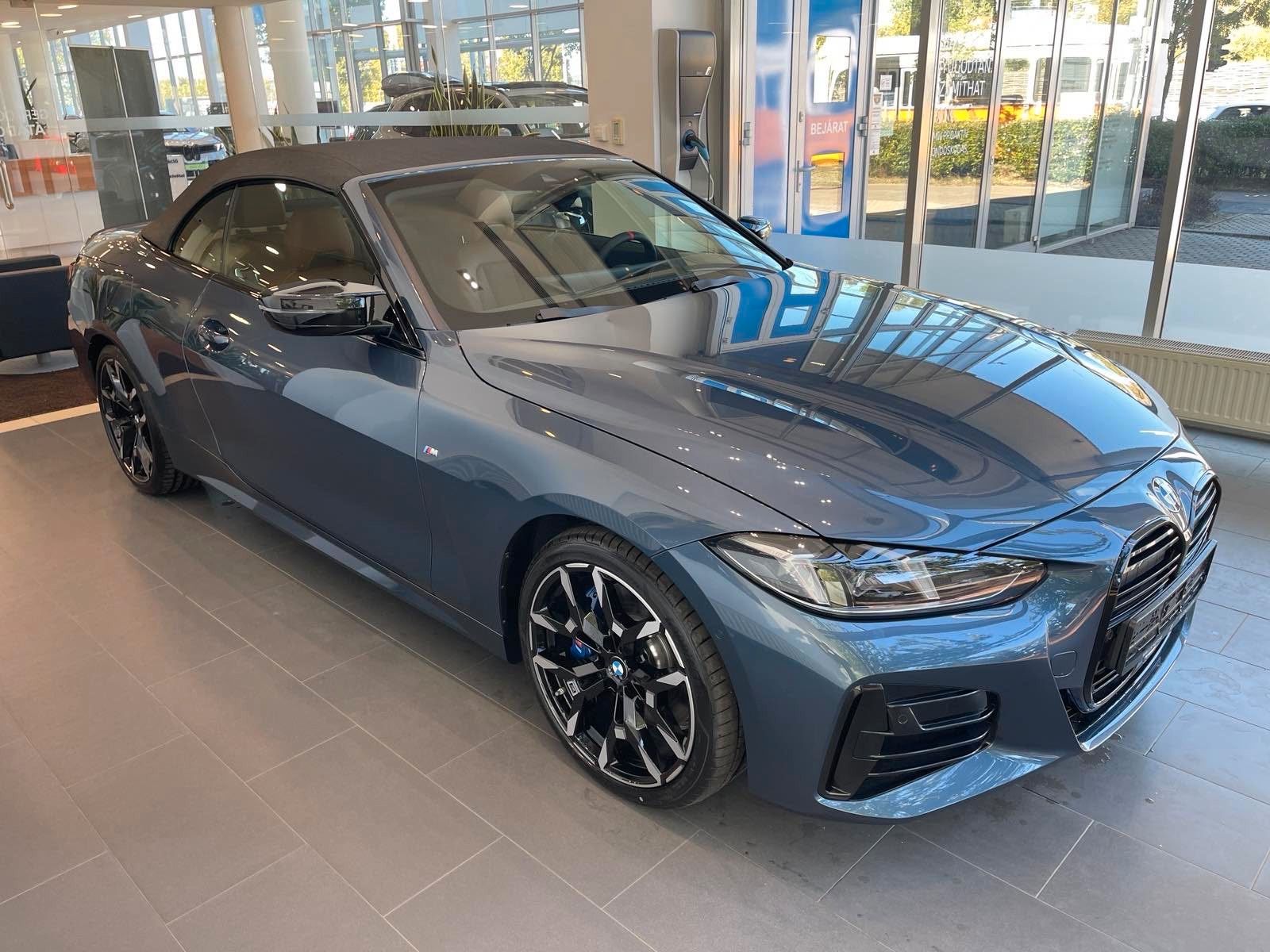 BMW M440i xDrive Cabrio 374 PS Automatik Sitzbelüft. imagem 2