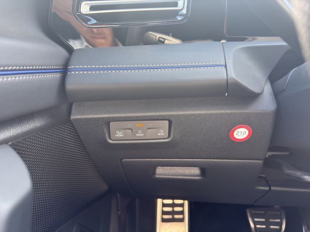Tiguan 2.0TDI DSG 4Motion R-Line AHK