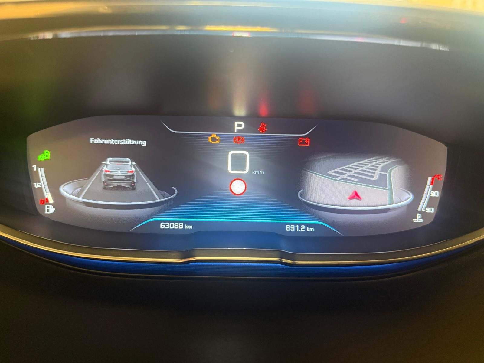 Fahrzeugabbildung Peugeot 3008 Allure  GT /SCHECKHEFT/ LED/AHK/ PANORAMA