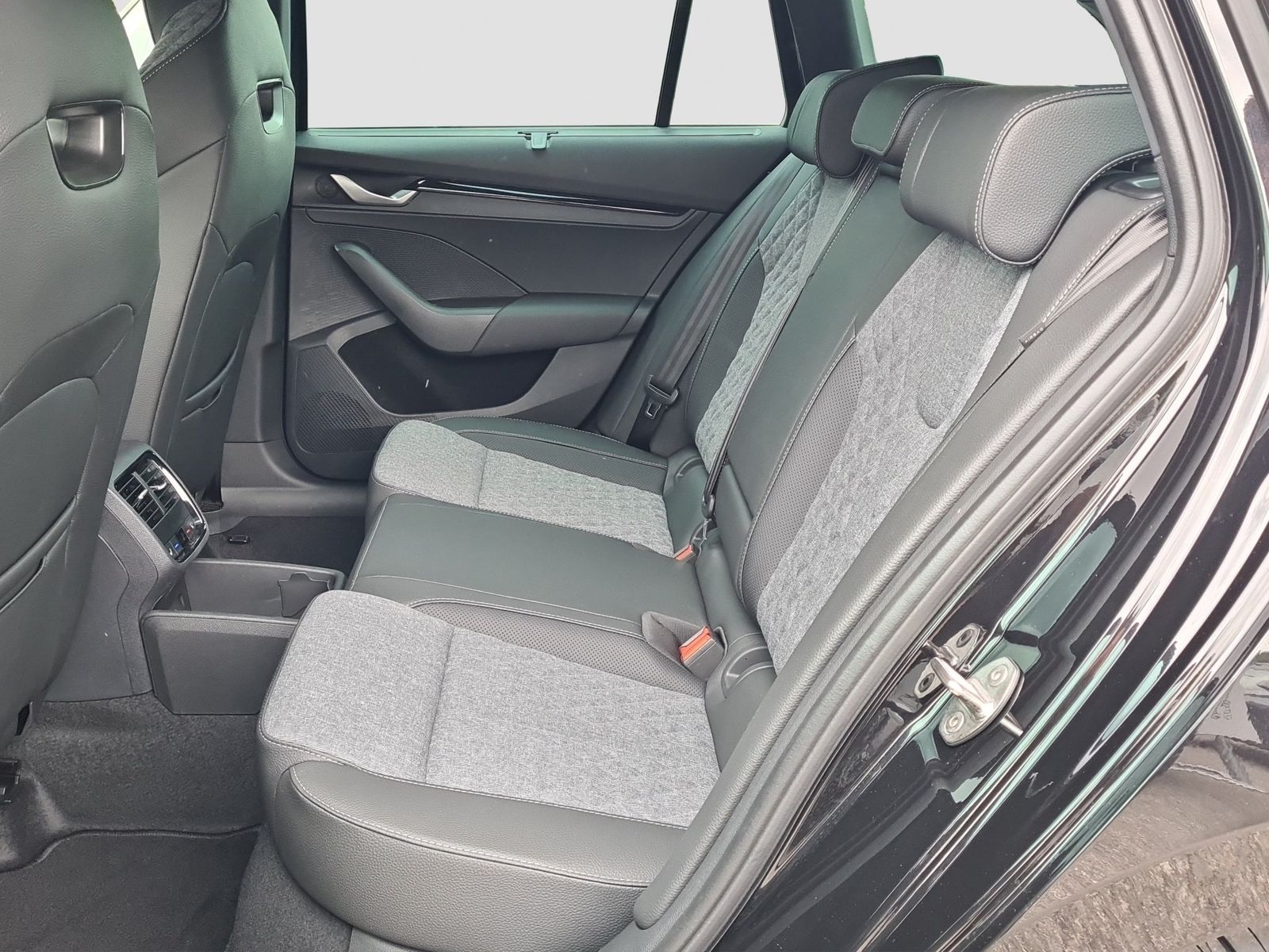 Skoda Octavia - Bild 10