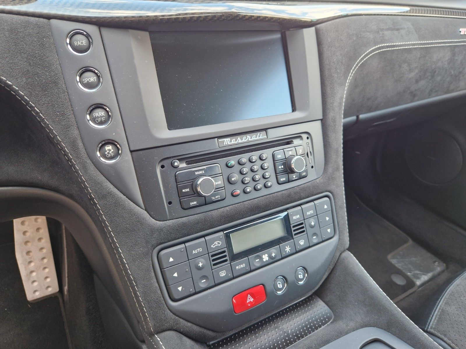 Fahrzeugabbildung Maserati Granturismo MC Stradale*Karbon*dt.Auto*2. Hand*