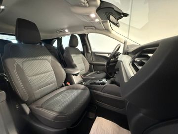 Ford Kuga - 10