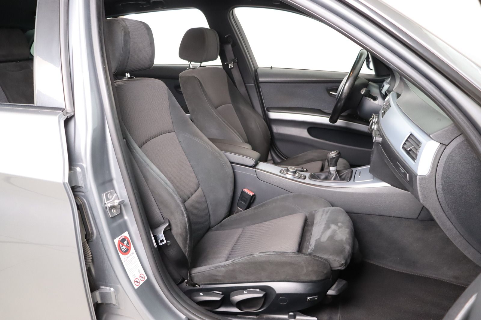 Fahrzeugabbildung BMW 320 d xDrive M-Paket * Xenon * Navi * Alcantara