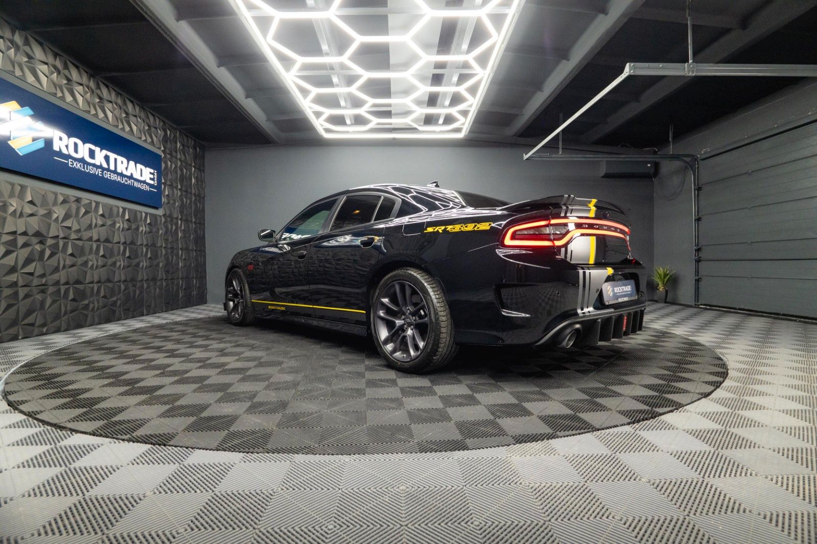 Fahrzeugabbildung Dodge Charger 6.4 V8 SRT 392 SCAT PACK Performance LED