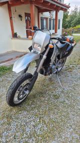 KTM 640 lc4 supermoto  - KTM 640 LC4 SUPERMOTO