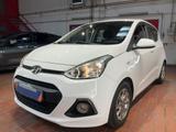 Hyundai i10 1.2 YES! Winterpaket 1 Hand - Hyundai i10 Gebrauchtwagen