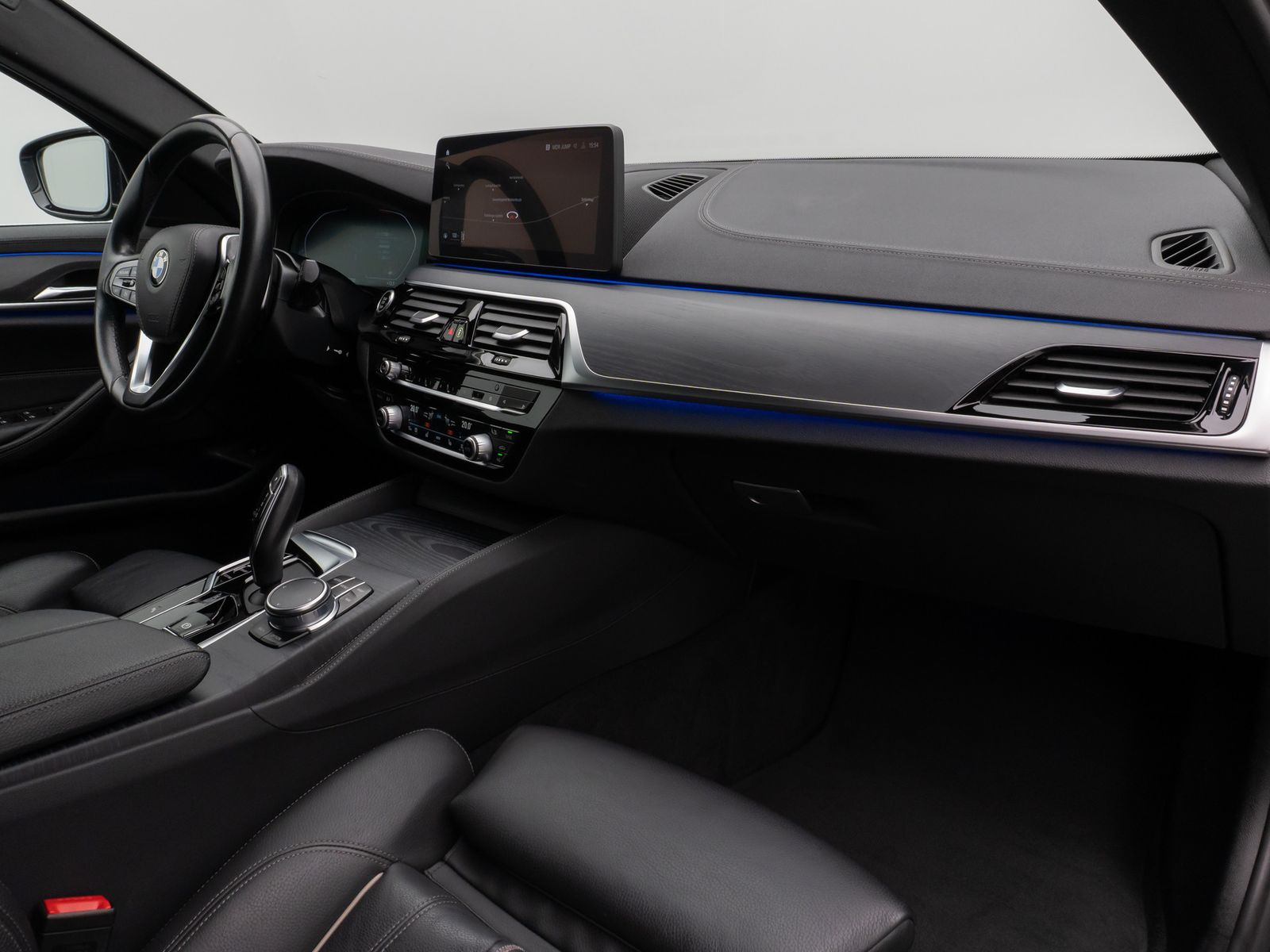 Fahrzeugabbildung BMW 520d LuxuryLine Kamera DAB CockPitPr Alarm Sport