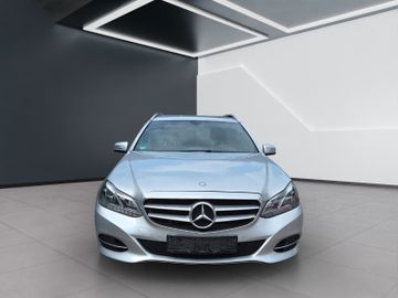 Mercedes E 200 - 2