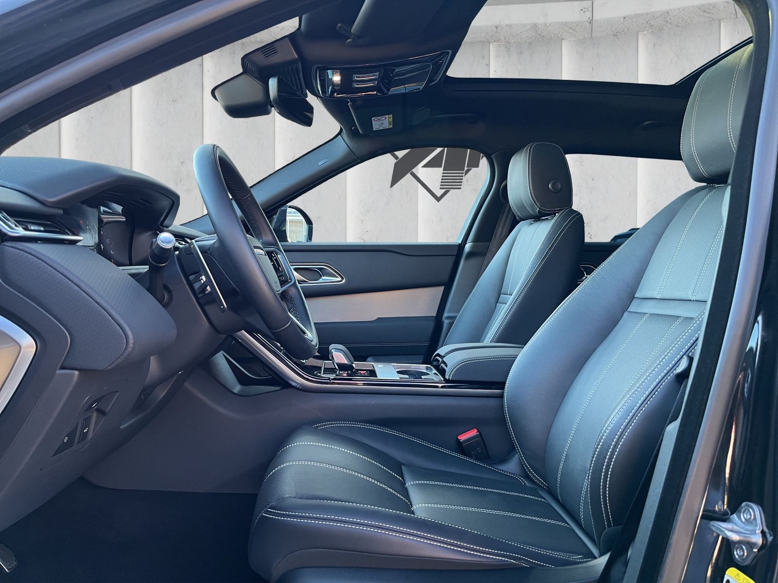 Fahrzeugabbildung Land Rover Range Rover Velar Velar P400e R-Dynamic*BlackEdi