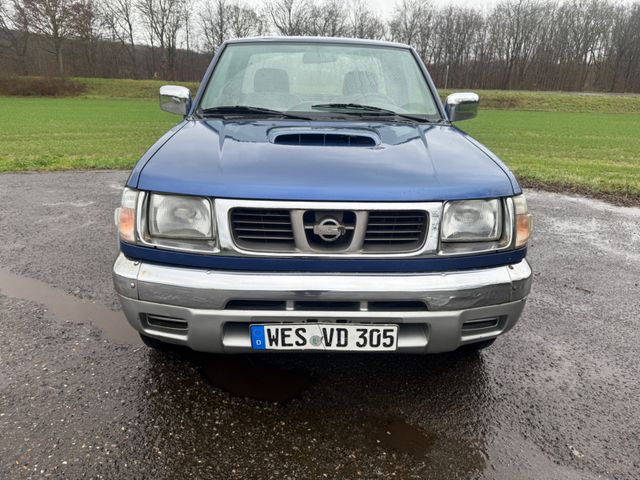 Nissan PickUp Pickup TD Doppelkabine Navara 4X4