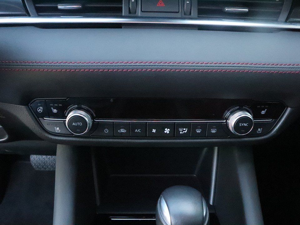 Fahrzeugabbildung Mazda 6 Homura G-194 AT GSD Leder el.Sitzv. BOSE MATRI