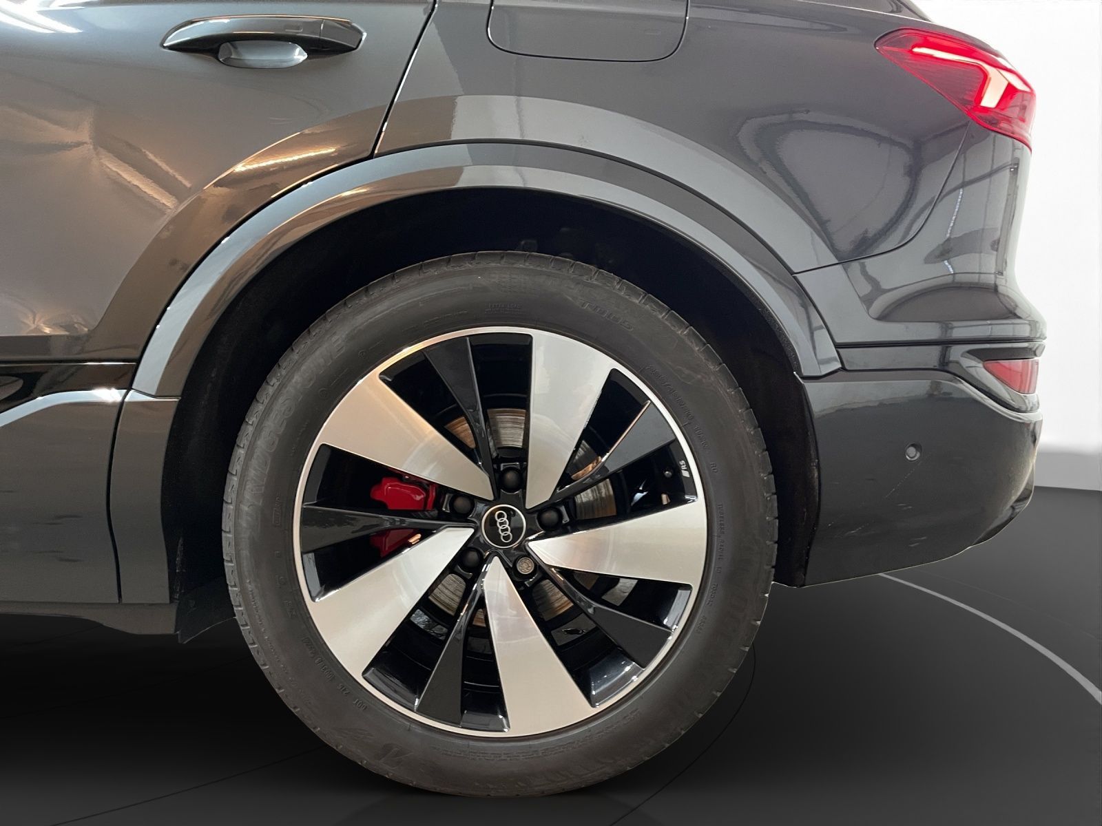 Audi Q6 e-tron - Bild 13