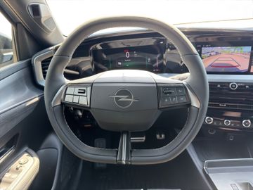Opel Mokka GSE Elektro ACC,SHZ,KAM,NAV,20Zoll,LED