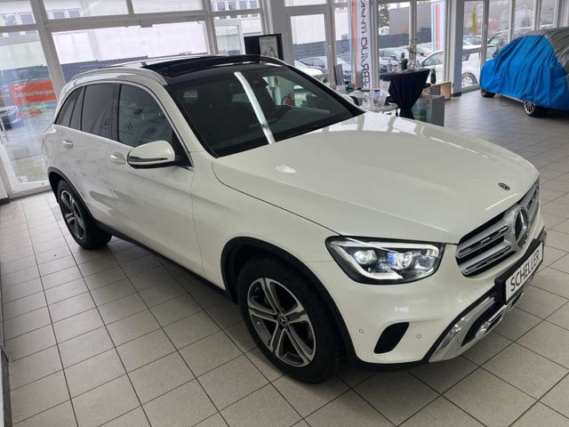 GLC 300 D-4Matic*PANO*AHK*MBUX*