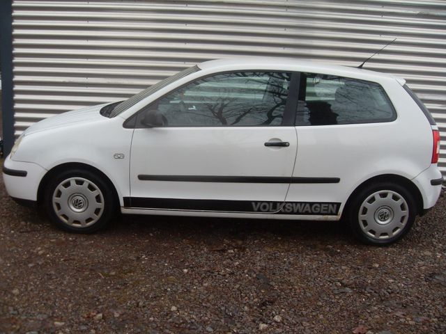 Volkswagen Polo IV Basis