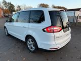 Ford Galaxy 2,0 EcoBlue 140kW Titanium Auto Titanium - Ford: Firmenfahrzeug