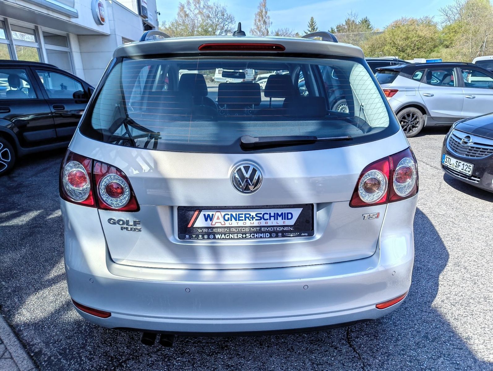 Fahrzeugabbildung Volkswagen Golf VI Plus Comfortline 1.4 TSI DSG + SHZ + A/C