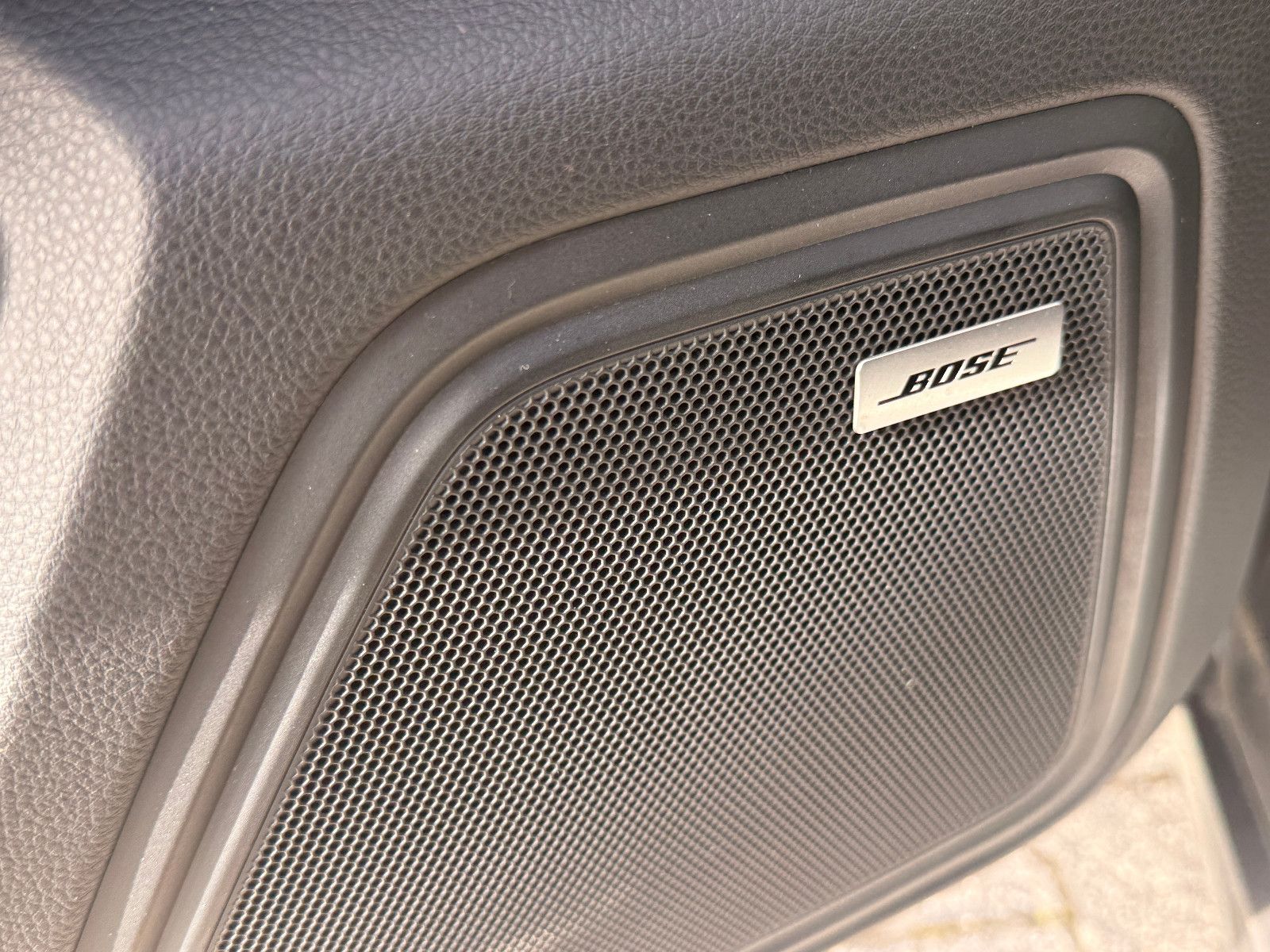 Fahrzeugabbildung Porsche Macan S Diesel/PANO/360°/MEMORY/SOUND/SHZ
