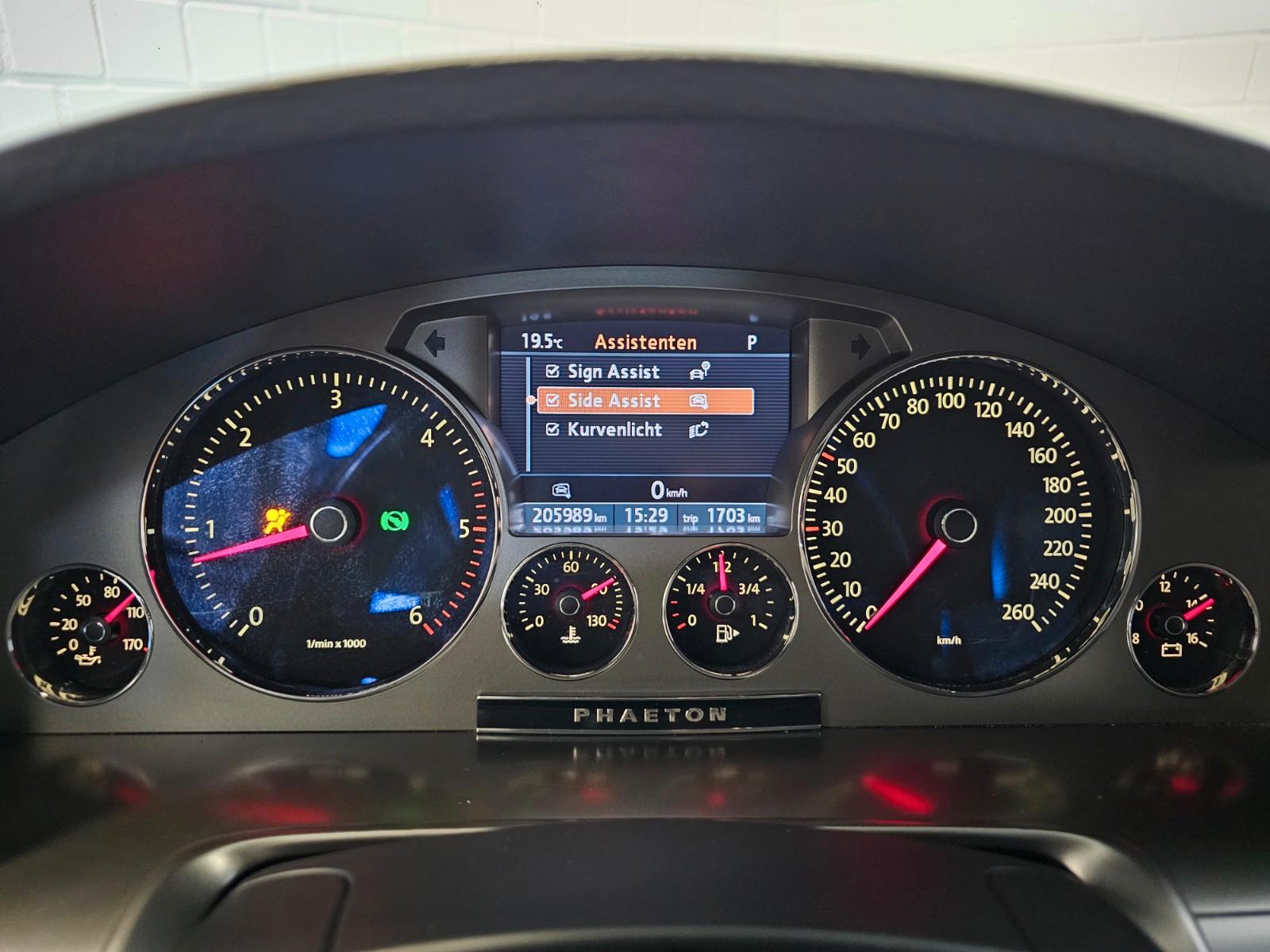 Volkswagen Phaeton V6 TDI 4Motion + XENON/NAVI/LEDER/TEMPO