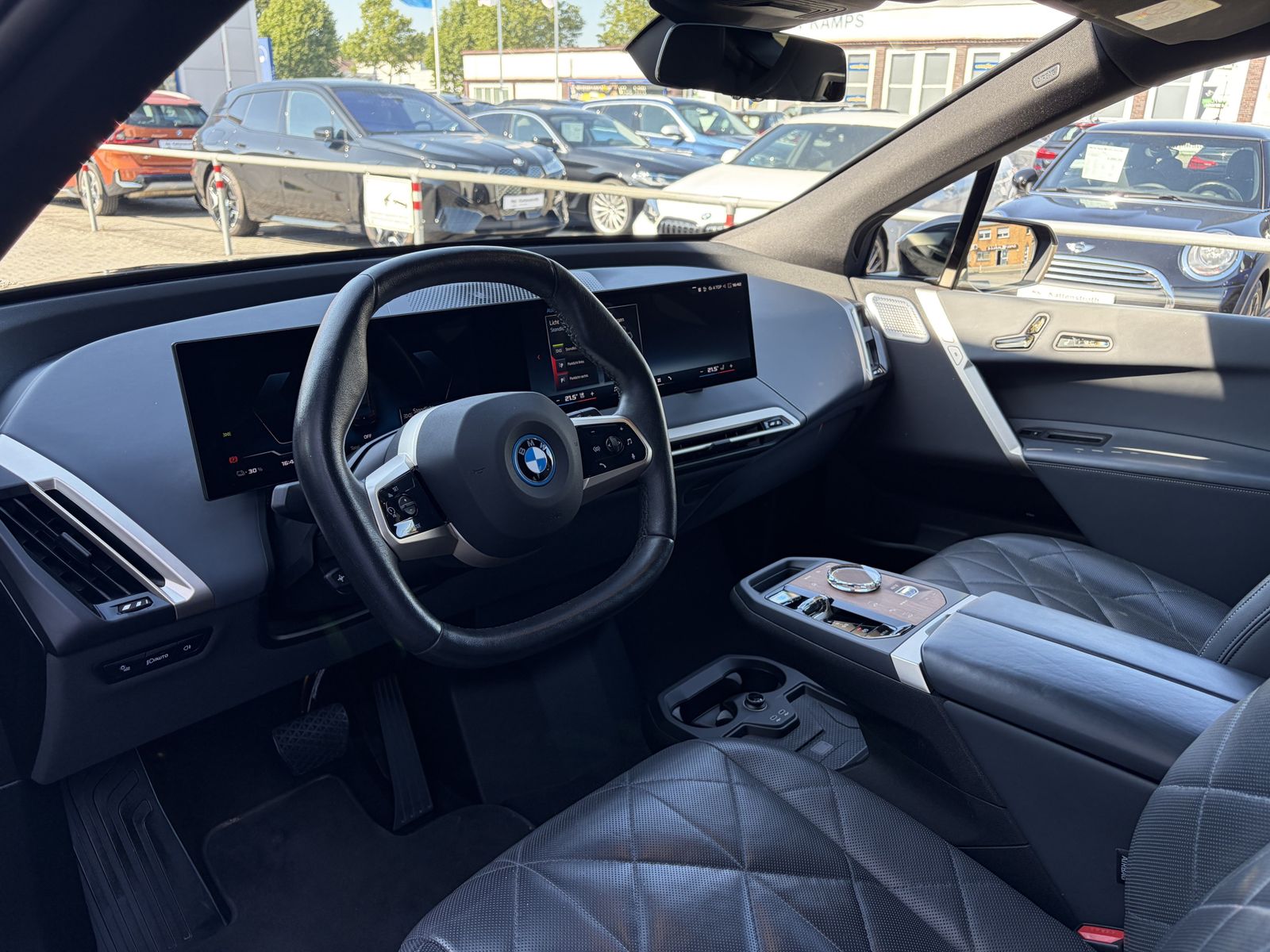 BMW iX M60 AHK Bow&Wilk SkyLounge Laser DriAsProf Pa foto 5