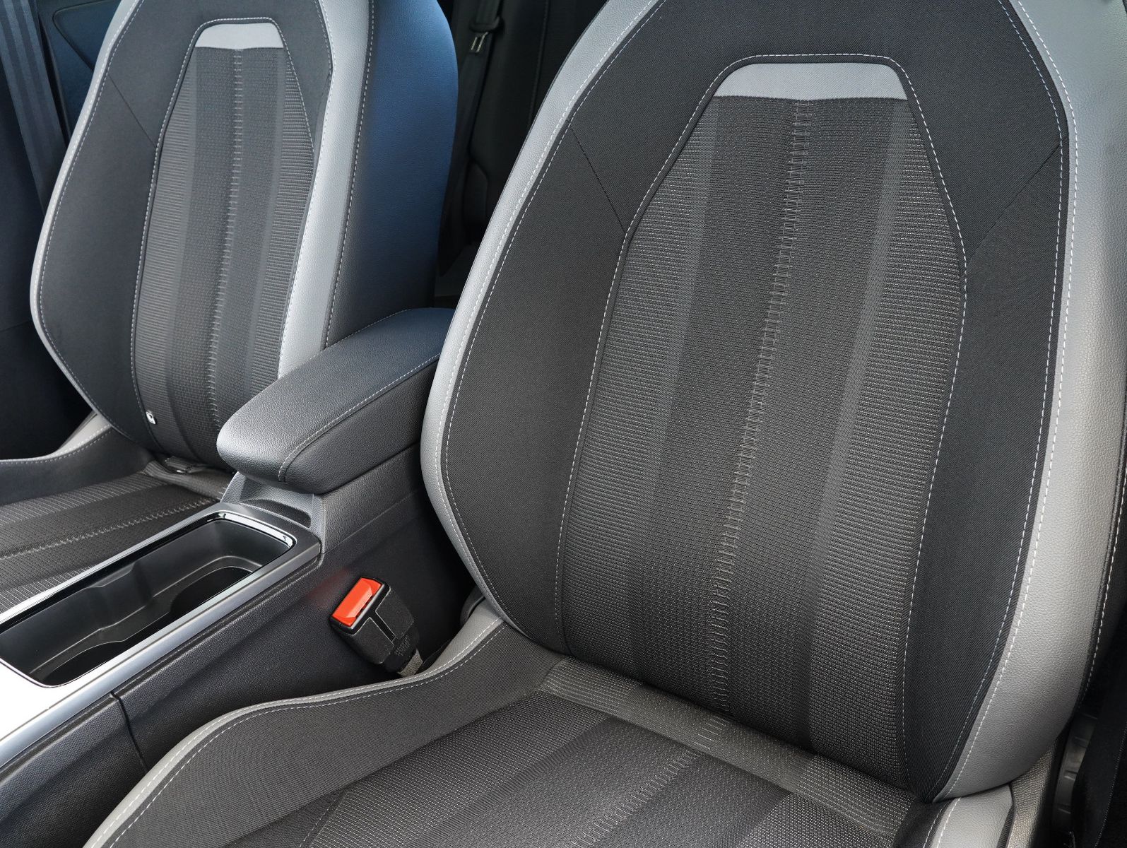 Fahrzeugabbildung Opel Mokka 1.2 Turbo GS TECH/LED/INTELLILUX/ACC