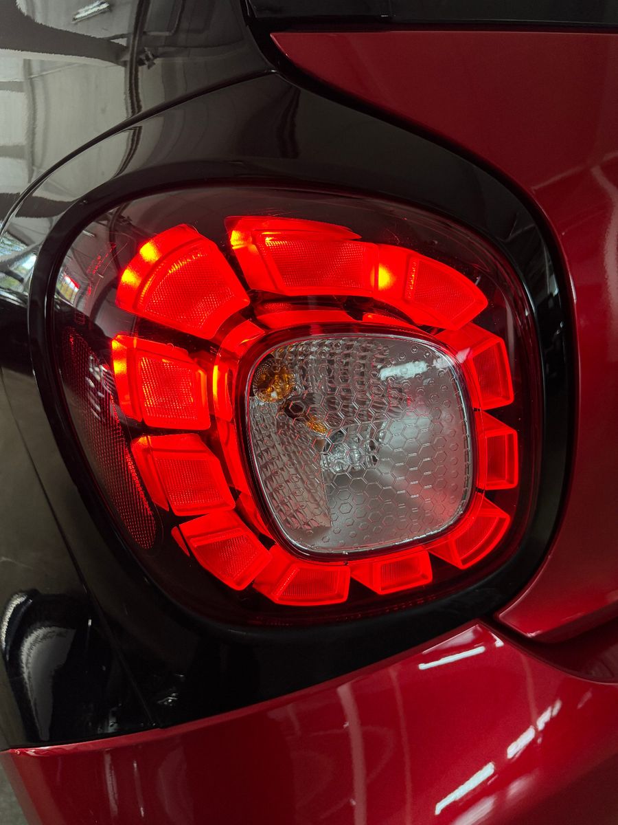 Fahrzeugabbildung Smart ForFour PASSION NAVI PDC SITZHEIZUNG SCHECKHEFT