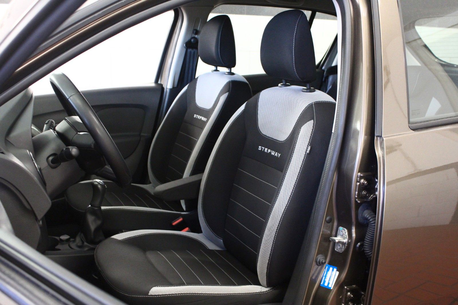 Fahrzeugabbildung Dacia Sandero dci 90 Stepway Prestige*Navi*klima*