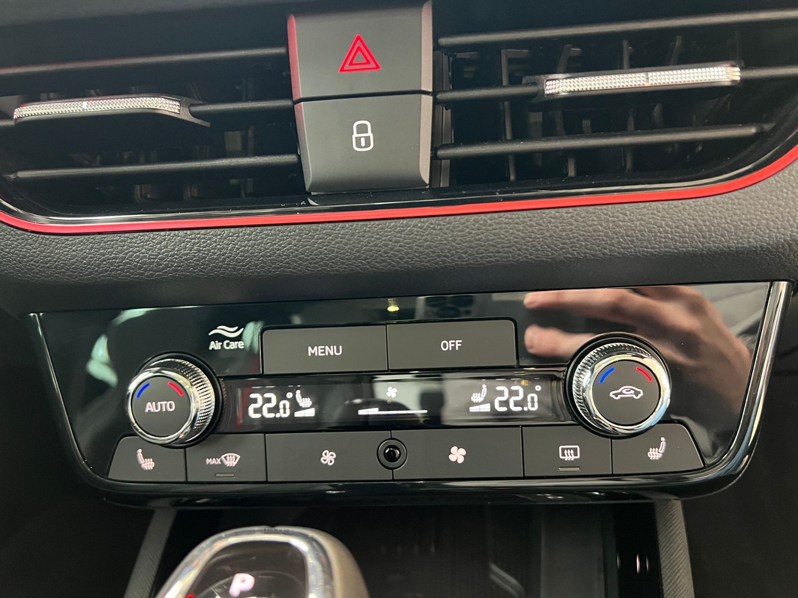 Fahrzeugabbildung SKODA Kamiq Monte Carlo 1.5 TSI DSG *AHK*