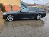 BMW 528i xDrive F10 M-Paket - BMW 528 mit Benzin-Antrieb: Limousine, Automatik