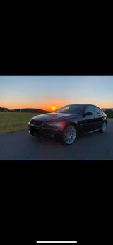 BMW 330i - - BMW 330 aus 2006: 330i