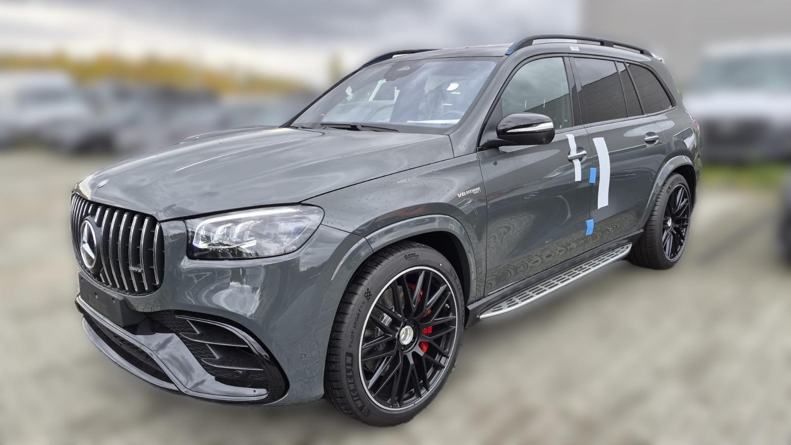 Mercedes-Benz GLS 63 AMG Ultimate Rear TV Carbon Burmester 3D