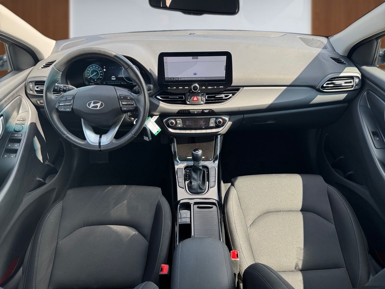 Fahrzeugabbildung Hyundai i30 DCT PRIME LED*NAVI*TEMPO*WINTER*CARPL*KAM*2Z