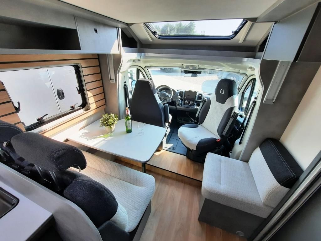 Fahrzeugabbildung Crosscamp EXPDN 7.4 E Verfüg./Sparen Sie 4.159,- €