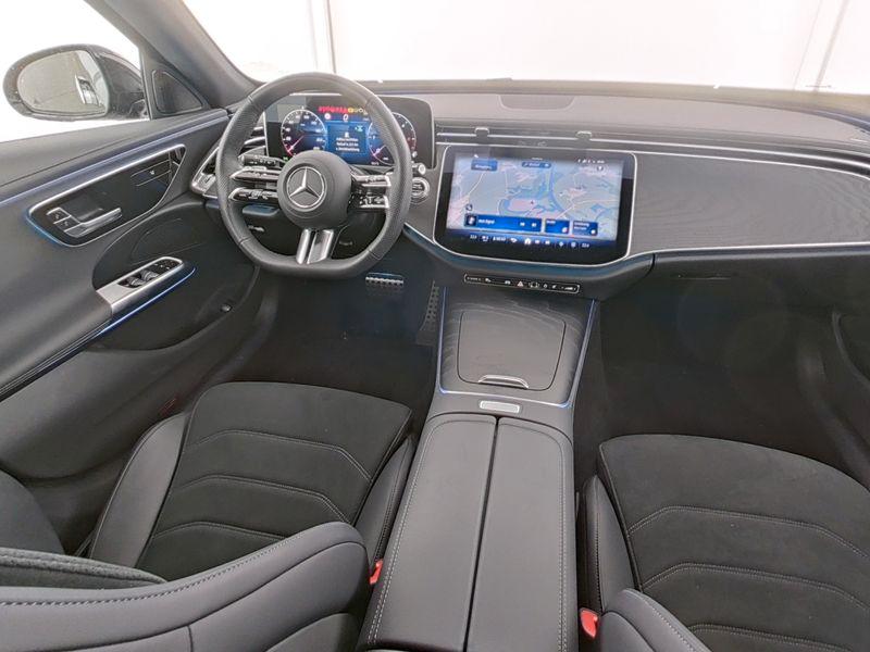 Mercedes-Benz E 220 T d , AMG NIGHT AHK DISTR KAMERA PANO SPUR