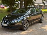 Seat Leon 1.6**TÜV 07/27~18"ALU~INSPEKTION... - Seat Leon aus 2006: 2.0